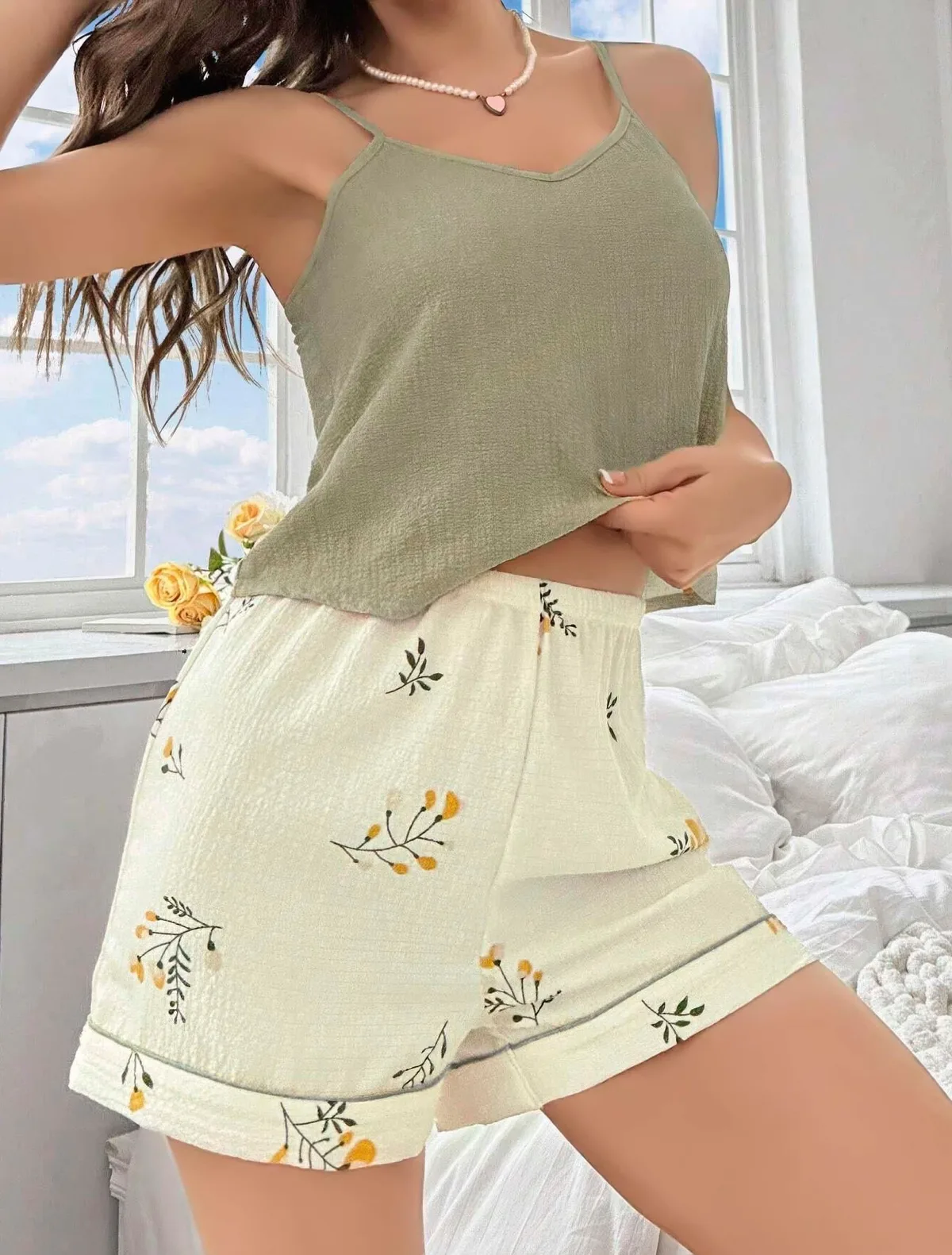 Nuvelle Ecru Floral Short Pyjama Set