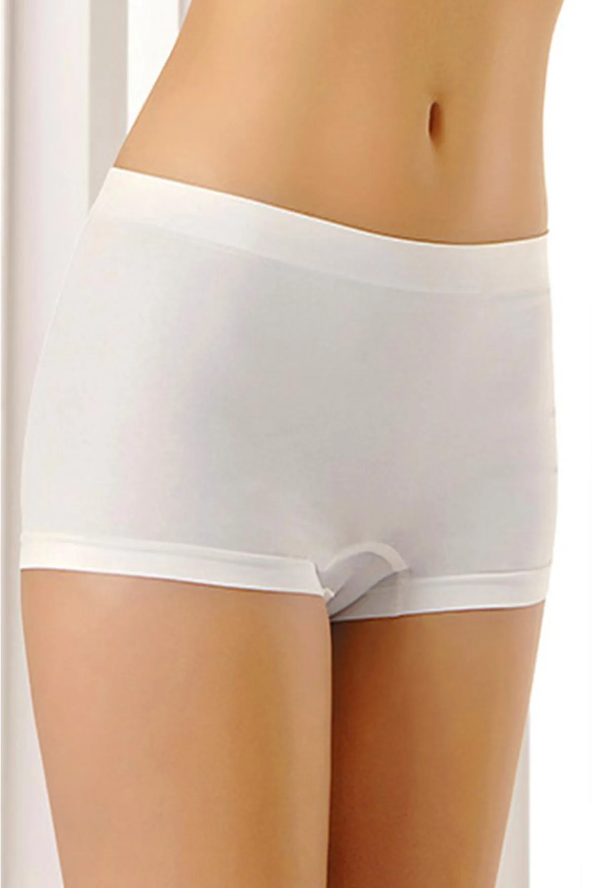 Nuvelle Beyaz Dikişsiz Boxer Korse