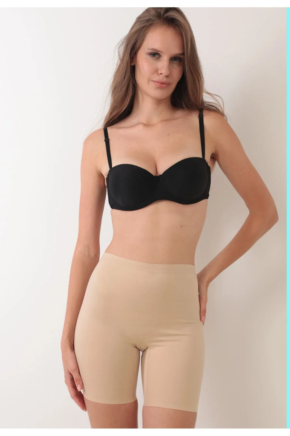 Nuvelle Ten Lazer Kesim Paçalı Korse